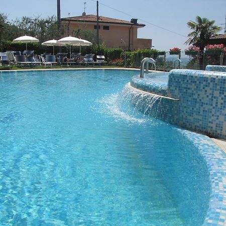Residence Villa Margherita Бренцоне-суль-Гарда Екстер'єр фото