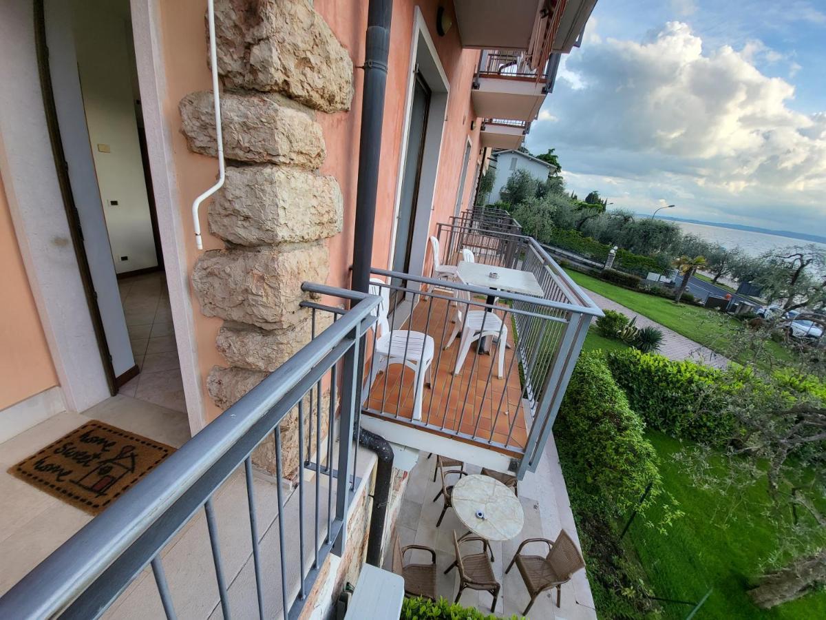 Residence Villa Margherita Бренцоне-суль-Гарда Екстер'єр фото