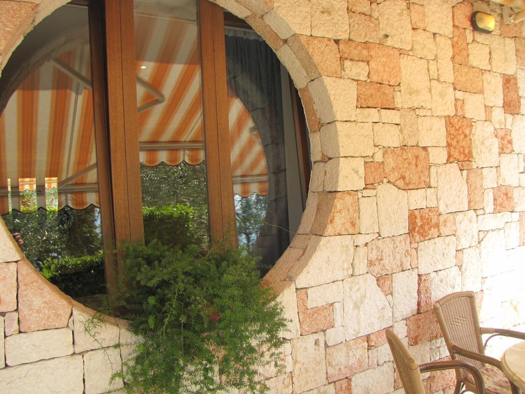 Residence Villa Margherita Бренцоне-суль-Гарда Екстер'єр фото