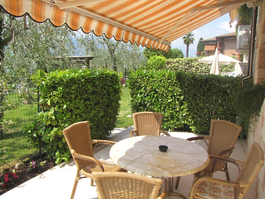 Residence Villa Margherita Бренцоне-суль-Гарда Екстер'єр фото